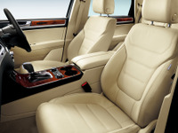 【VW トゥアレグ 新型発表】VW初のハイブリッド 画像