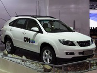 【デトロイトモーターショー11】BYD S6 DM 詳細画像…ハリアーそっくりHV 画像