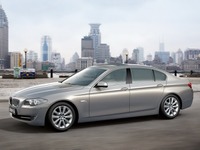 BMW 5シリーズ にEV化計画 画像