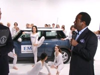 MINIの車内に26人！ ギネス新記録［動画］ 画像