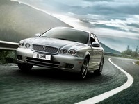 ジャガー、BMW 3シリーズ 対抗モデル開発へ…「失敗は繰り返さない」 画像