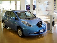 JAF、EV用急速充電器を3支部に設置 画像