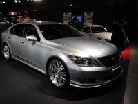 【東京オートサロン11】レクサス LS460 トムスバージョン 詳細画像…スポーティ&エレガンス 画像