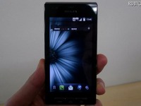 REGZA Phone IS04…「より美しく、より高画質な防水スマートフォン」 画像