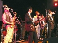 富士通テン、軽音楽部によるチャリティライブを開催 画像
