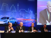 GM、中国へ攻勢…2年間で20以上の新型車投入へ 画像