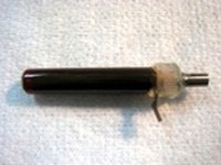 円筒型で太陽電池の耐久性を向上　九工大と新日鉄化学 画像