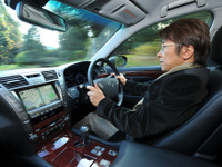 【認定中古車特集】レクサス LS のステアリングを握り、ザルツブルグでの走りを思い出す…松田秀士 画像