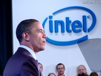 オバマ大統領がインテルを視察 画像