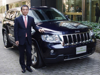 【ジープ グランドチェロキー 日本発表】398万円から…国産車をライバルに拡販へ 画像