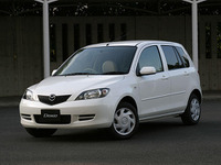 【東京ショー2003出品車】マツダ『デミオ e-4WD』---後輪に電気モーター 画像