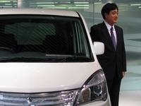 三菱自動車、益子社長と西岡会長留任 画像