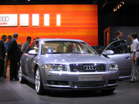 アウディ『A8』が8年ぶりにフルモデルチェンジ 画像