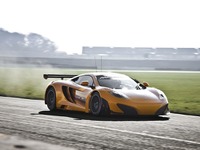 マクラーレンの新型スーパーカー、 MP4-12C にレース仕様 画像