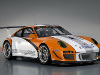 ポルシェ 911 のハイブリッドレーサーが進化 画像