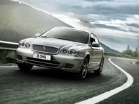 ベイビージャガー、車名は XS か 画像
