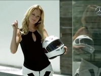 メルセデス C63AMGクーペ、ライバルはドゥカティ?!［動画］ 画像