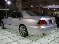 【東京ショー2003速報】トヨタ『クラウン』コンセプトはキープコンセプトか!? 画像