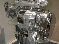 【東京ショー2003速報】ダイハツ渾身の力作、660cc・2ストロークディーゼル 画像