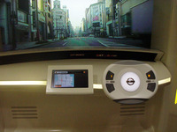 【東京ショー2003速報】日産シティブラウズ機能はそう遠くない将来…… 画像