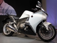 二輪車国内生産、輸出伸び悩み2か月連続マイナス…2月実績 画像