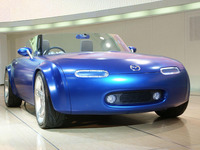 【東京ショー2003速報】マツダ、日本語名のコンセプトカー 画像