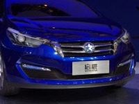 【上海モーターショー11】「今年115万台の計画は不変」…東風日産 中村総裁 画像