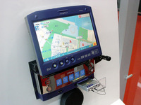 【東京ショー2003速報】au『CDMA1X WIN』はテレマティクス環境を変える 画像