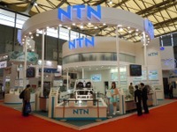 【上海モーターショー11】NTN、変速機付きワンモーターEV駆動システムを初公開 画像