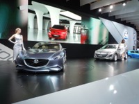 【上海モーターショー11】マツダ山田常務、今年中に50店以上新設し370店舗体制に 画像