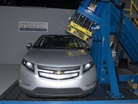 シボレー ボルト、最高の衝突安全性評価…IIHS 画像