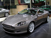 【東京ショー2003続報】アストンマーチン『DB9』の車名 画像