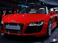 【上海モーターショー11】アウディ R8スパイダー 詳細画像…当然の帰結 画像