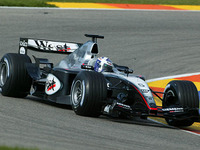 マクラーレン「MP4-19」がシェイクダウン 画像