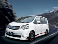 トヨタ ヴォクシー/ノア のG'sを一部改良…納車時期未定 画像