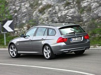 BMW 320iツーリング など、リアウィンカーが点かない 画像