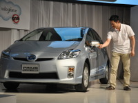 トヨタ友山常務「早い段階ですべてのトヨタ車にトヨタフレンドを展開」 画像