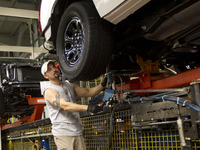 GM、米テキサス工場へ270億円投資…次世代フルサイズSUV生産へ 画像