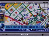 ADDZESTからHDDナビ『MAX735HD』、リアモニター『VMA640』発売 画像