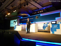 【COMPUTEX 11】インテル、Atomのロードマップを強調 画像