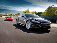 テスラの4ドアEVスポーツ モデルS …これが市販版!! 画像