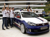 VW ゴルフ GTI が370psに…インターンがチューニング 画像