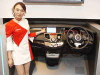 【大阪モーターショー】ホンダ『インターナビ』はバリューforマネー 画像