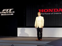 【ホンダ フィットシャトル 発表】伊東社長、日本のカーメーカーは強い! 画像