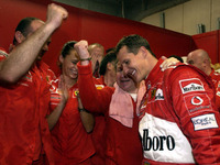 シューマッハ、タイガー・ウッズに及ばず 画像