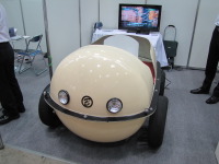 ［次世代自動車産業展11］GFRPだけでEVを制作…日大 画像