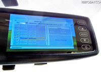 バックミラー付き液晶ディスプレイ…DVD観賞やバックモニターとしても使える 画像