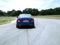 BMW M5 新型もドリフト?!  走行映像公開［動画］ 画像