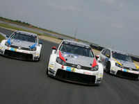 440psの VW ゴルフ、ニュル24時間に3台が参戦 画像