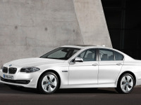 BMW 5シリーズ、欧州仕様に新4気筒ターボ…燃費2割向上 画像